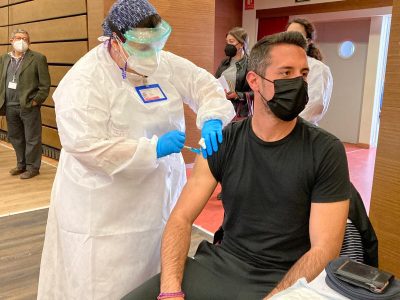 Los vacunados recibirán un justificante vacunal