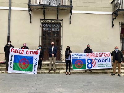 Presentan en Orihuela la Asociación Plataforma Unión Gitana