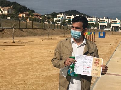 Bigastro inicia una campaña para evitar las heces y el orín de mascotas