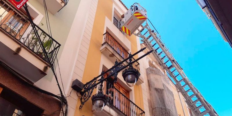 Los Bomberos hallan el cuerpo sin vida de un hombre en su casa de Orihuela