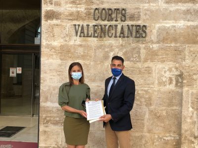 Reclaman al Consell una solución inmediata a la invasión del Cactus Arizona en Orihuela