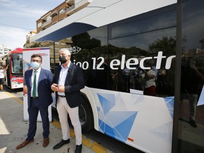 Torrevieja presenta el autobús eléctrico Modelo Urbino 12