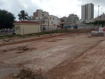 Comienza en Nueva Torrevieja la construcción de un parque de calistenia