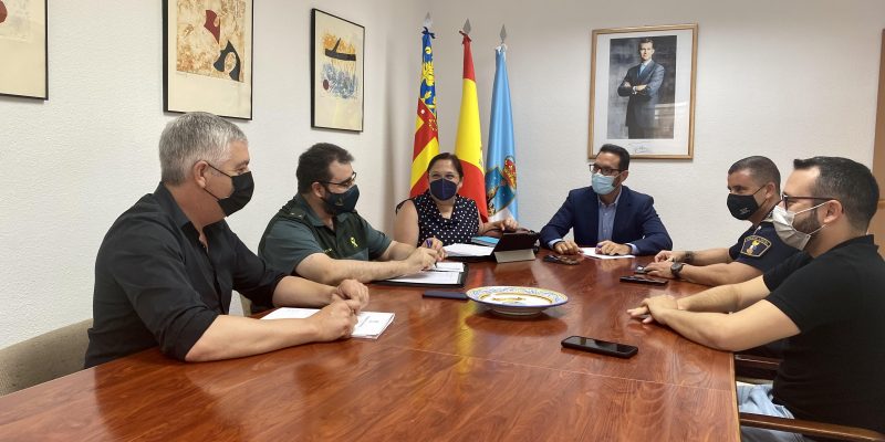 Torrevieja hace un llamamiento para que no se acuda a las playas en la noche de San Juan