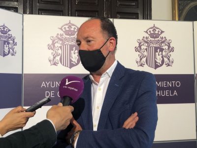 El alcalde de Orihuela acusa de "deslealtad insituticional" a la Generalitat y a la CHS