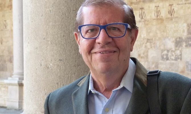 Orihuela acogerá la presentación de un libro de José María Balcells sobre Miguel Hernández