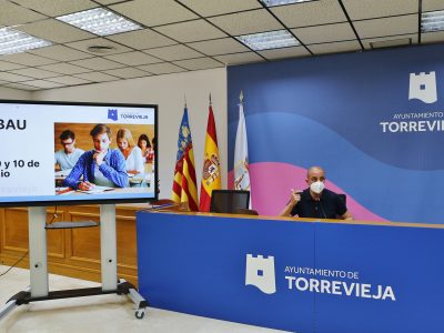 Torrevieja acoge por primera vez las pruebas de acceso a la Universidad