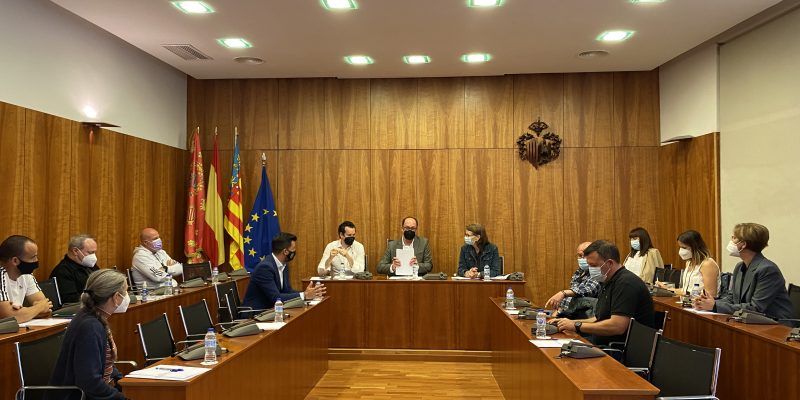 celebrado el viernes, 28 de mayo, se incorporó como nuevo miembro, Antonio Sánchez, recién nombrado concejal de Educación