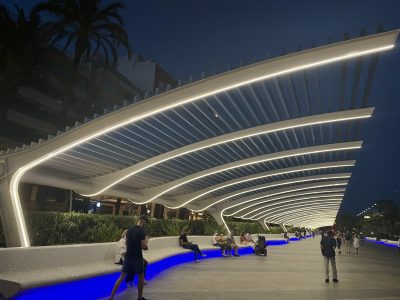 Nueva iluminación LED para la pérgola del Paseo Vista Alegre de Torrevieja