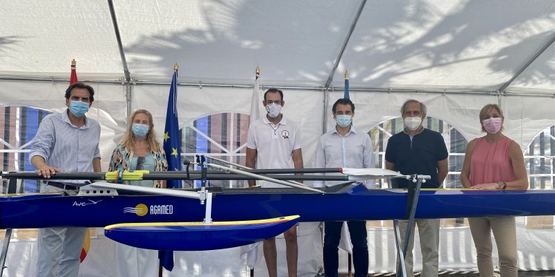 Nueva embarcación adaptada para el remero olímpico torrevejense Juan Luis Moraes