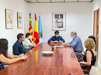 Toman posesión en Torrevieja seis nuevos funcionarios