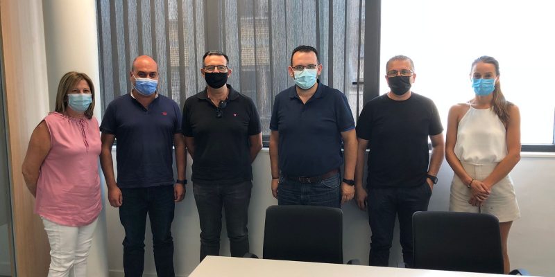 Almoradí y ACERVEGA estudian futuros servicios a pacientes de la comarca