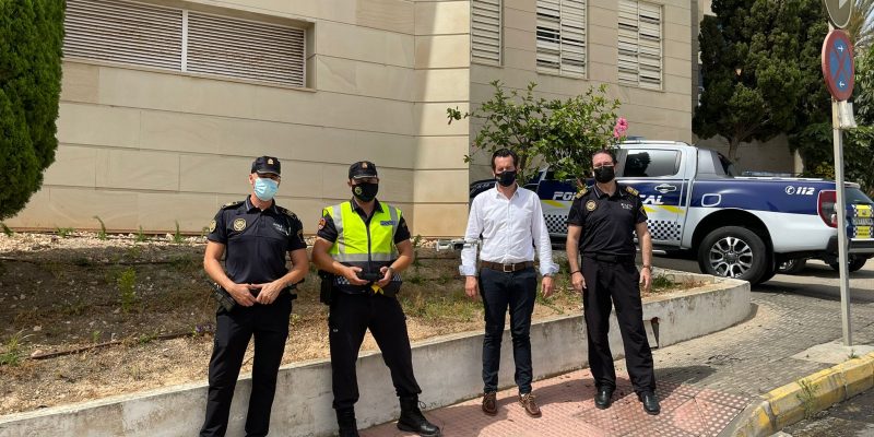 La Policía Local de Orihuela intensifica los control de podas en la costa