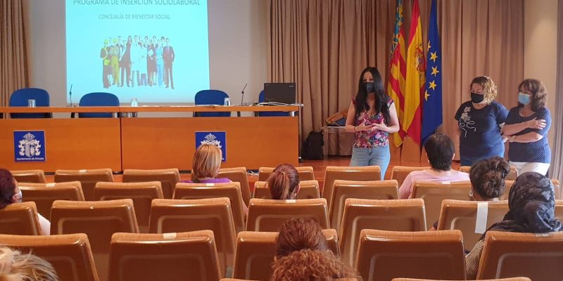 Orihuela clausura el Programa de Inserción Laboral TRABAJA-T