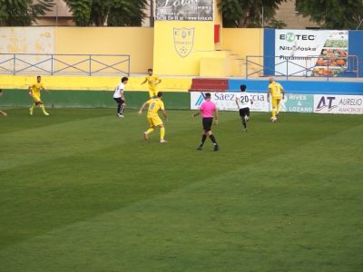 El presidente del Orihuela CF manifiesta su predisposición a ceder la entidad