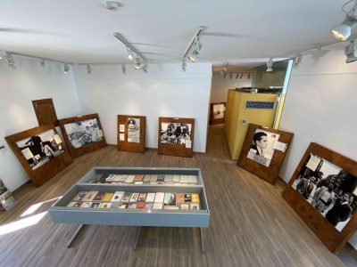 Orihuela acoge una visita virtual sobre la exposición del poeta Blas de Otero