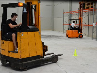 Forman a 30 desempleados de la Vega Baja como auxiliares de almacén