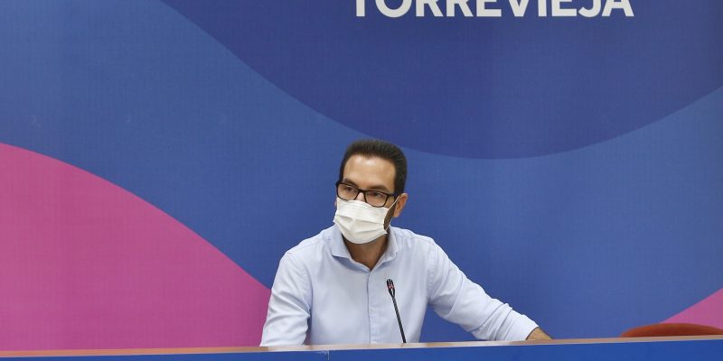 Federico Alarcón Torrevieja renovará las áreas infantiles de todo su término municipal