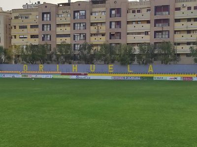 El Ayuntamiento concede una subvención de 40.000 euros al Orihuela CF