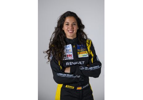 Orihuela Costa acoge el sábado el programa 'Pilotar sin Barreras' con Lydia Sempere