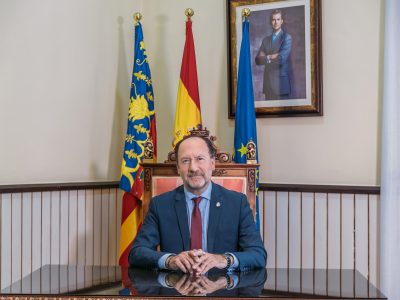 "Y todo sigue igual". Artículo de opinión de Emilio Bascuñana Galiano, alcalde de Orihuela