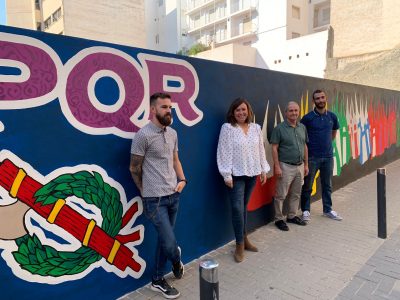 Un mural de Alfonso Ortuño homenajea a la Semana Santa de Orihuela