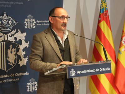 El grupo popular de Orihuela advierte a Cs que no acepta chantajes de nadie. Rafael Almagro