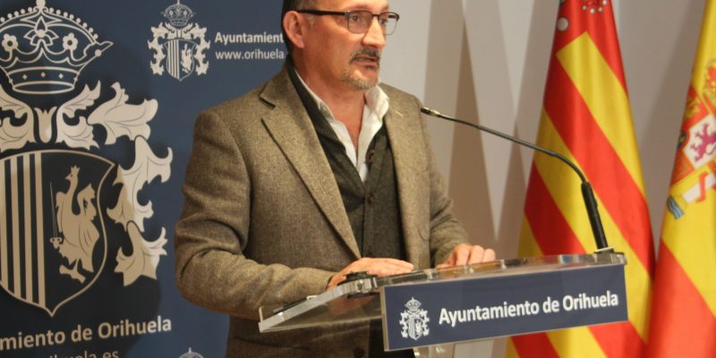 El grupo popular de Orihuela advierte a Cs que no acepta chantajes de nadie. Rafael Almagro