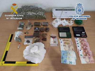 Desmantelan una plantación de marihuana y punto de venta de droga en San Fulgencio