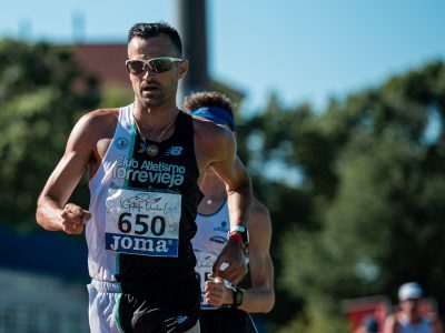 El torrevejense Luis Manuel Corchete bate su marca personal en 5km marcha