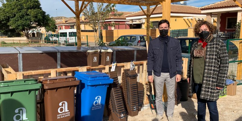 Los huertos urbanos de La Pedrera en Bigastro cuentan con un centro de compostaje comunitario