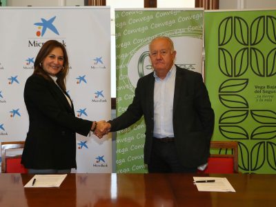 Convega trabajará junto a MicroBank para incentivar el autoempleo en la comarca