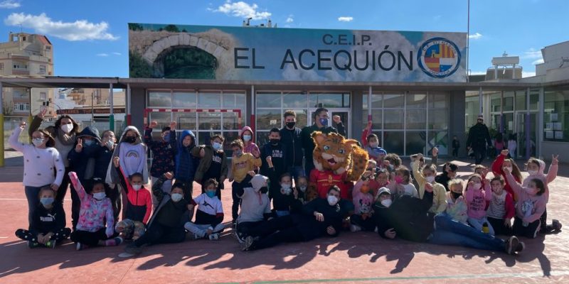 Comienza en Torrevieja la actividad 'Lola en los coles'