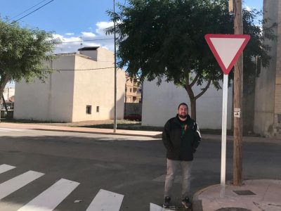 El Ayuntamiento de Albatera renueva su señalización vial