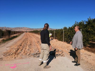 Comienza la reparación del camino agrícola de 'Los Pérez' en Orihuela