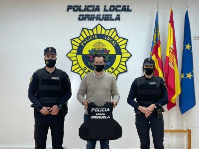 La Policía Local de Orihuela adquiere 90 chalecos antibala