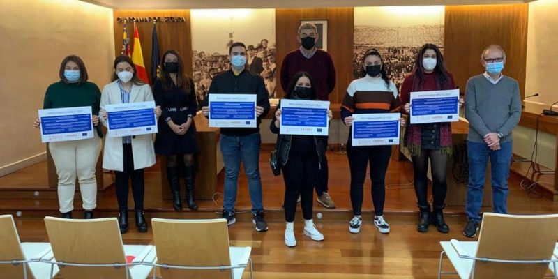 Guardamar contrata a 15 personas a través de los planes EMPUJU y ECOVID