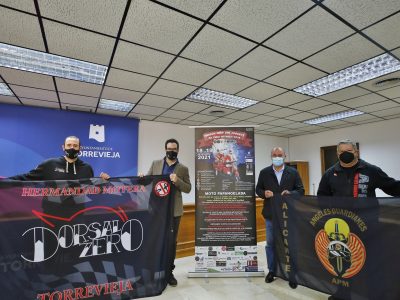 Torrevieja presenta la campaña benéfica 'Ningún niñ@ sin juguete'