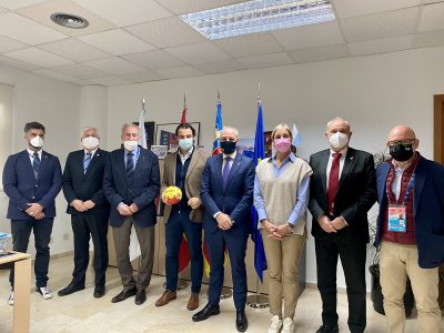 Recepción oficial de Torrevieja al presidente de la Federación Internacional de Balonmano