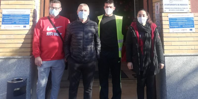 El Ayuntamiento de Redován incorpora tres conserjes y un peón