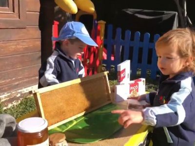 La escuela infantil Mimos de Orihuela recibe un premio en el concurso nacional de villlancicos