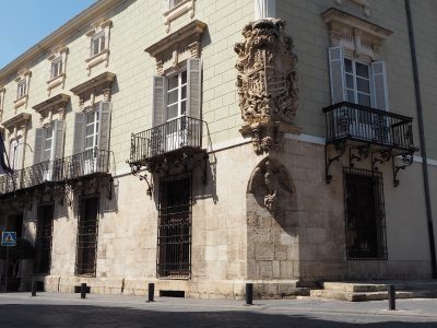 Orihuela aprueba el pago de facturas por un importe de 340.000 euros