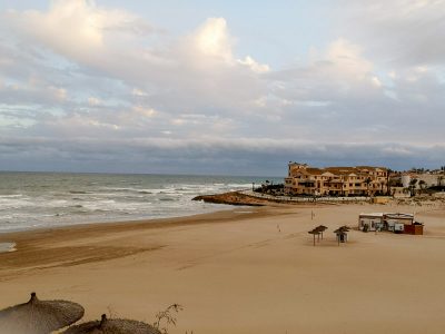 Orihuela cierra las playas el día de Navidad para evitar aglomeraciones