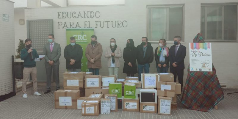 Éxito del colegio de Hurchillo en la recogida de material escolar para La Palma