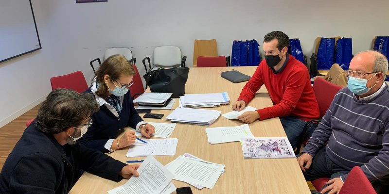 Rafael López gana el Concurso de Cuentos en Navidad de Orihuela