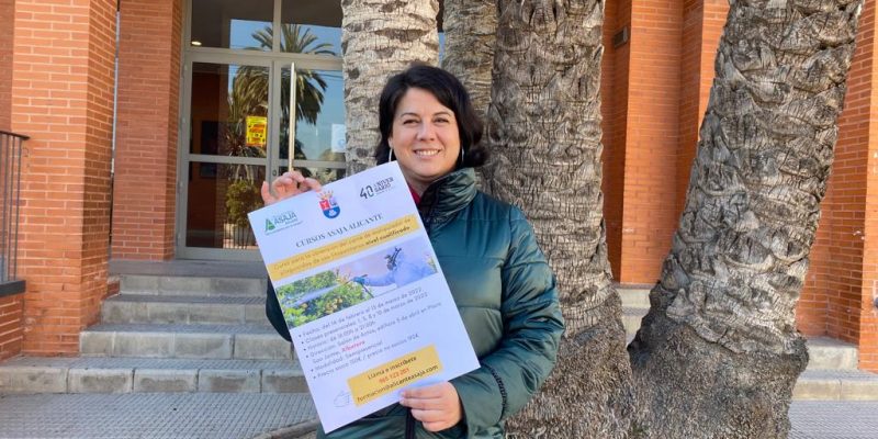 Albatera presenta un curso de manipulador de plaguicidas