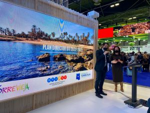 Torrevieja presenta en FITUR las líneas generales del DTI