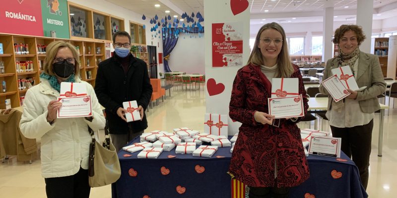 Bigastro celebra San Valentín con la iniciativa "Cita a ciegas con un libro"