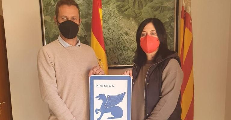 Redován reconocerá a personas y entidades con los premios Grifo