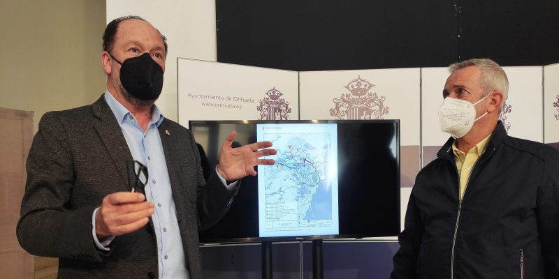 Orihuela recurre contra el proyecto de servicio de transporte